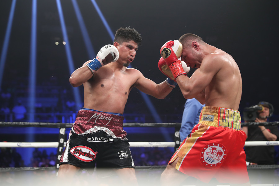 Mikey Garcia Is Ready for Robert Easter, Jr.
